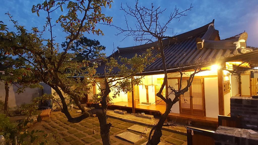 Ohnewwall Guesthouse Jeonju Ngoại thất bức ảnh