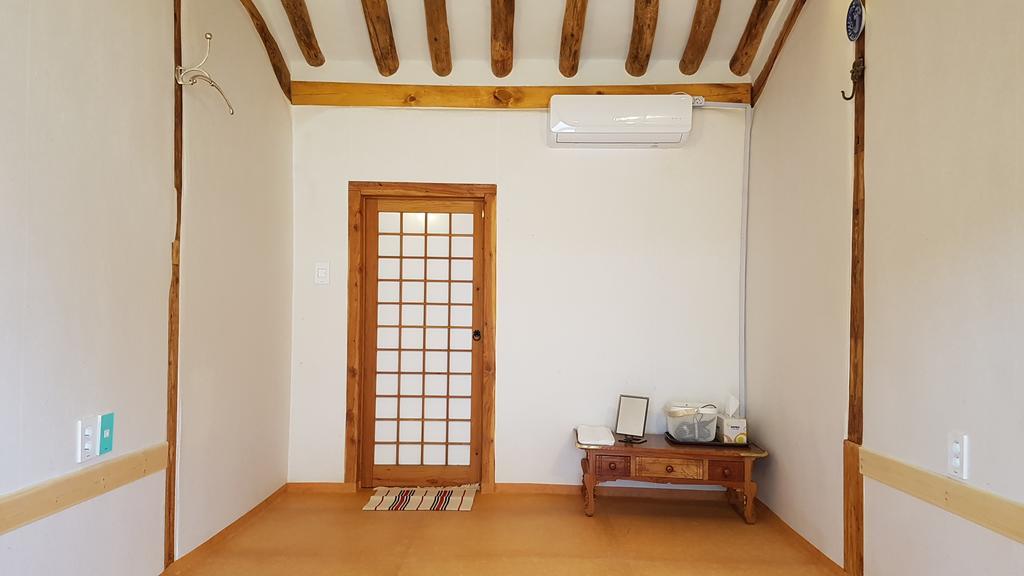 Ohnewwall Guesthouse Jeonju Ngoại thất bức ảnh