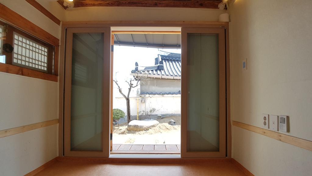 Ohnewwall Guesthouse Jeonju Ngoại thất bức ảnh