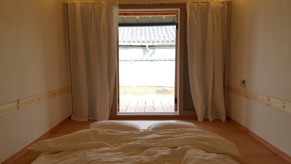 Ohnewwall Guesthouse Jeonju Ngoại thất bức ảnh
