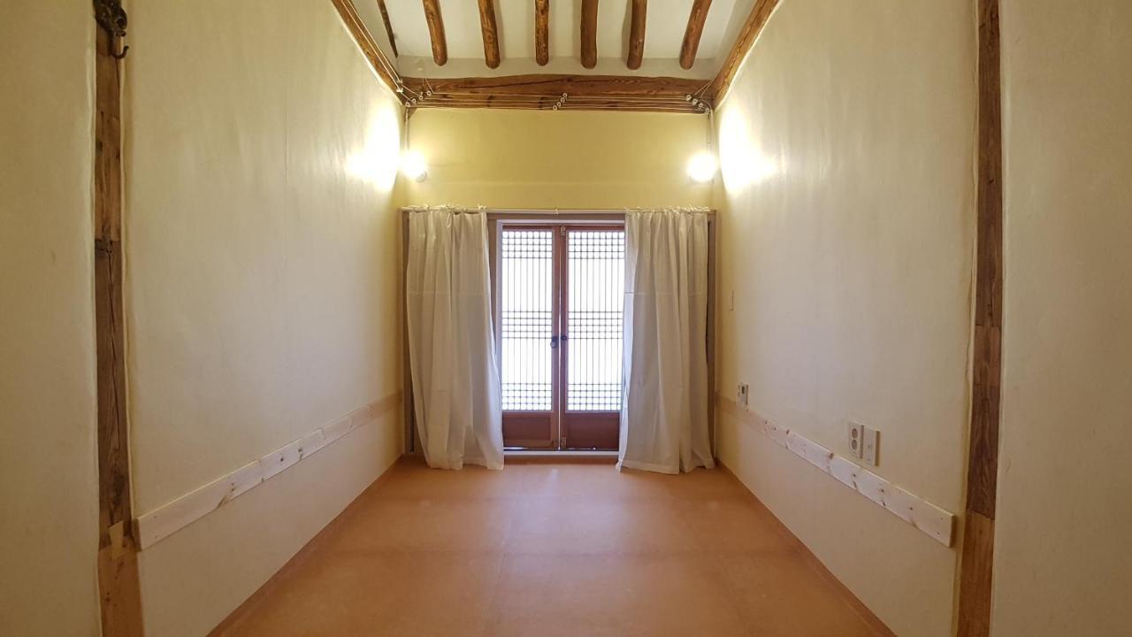 Ohnewwall Guesthouse Jeonju Ngoại thất bức ảnh